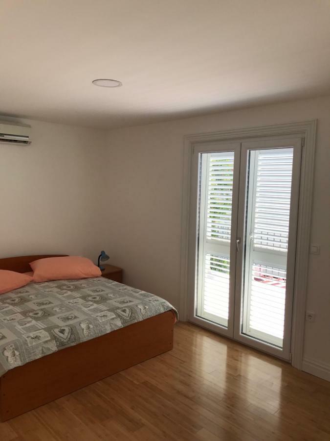 Apartment Mila Srima Esterno foto