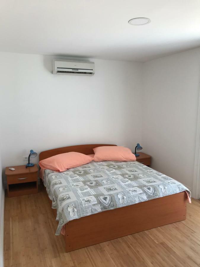 Apartment Mila Srima Esterno foto